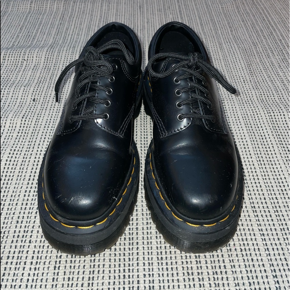 WOMENS DOC MARTEN PLATFORM 8053